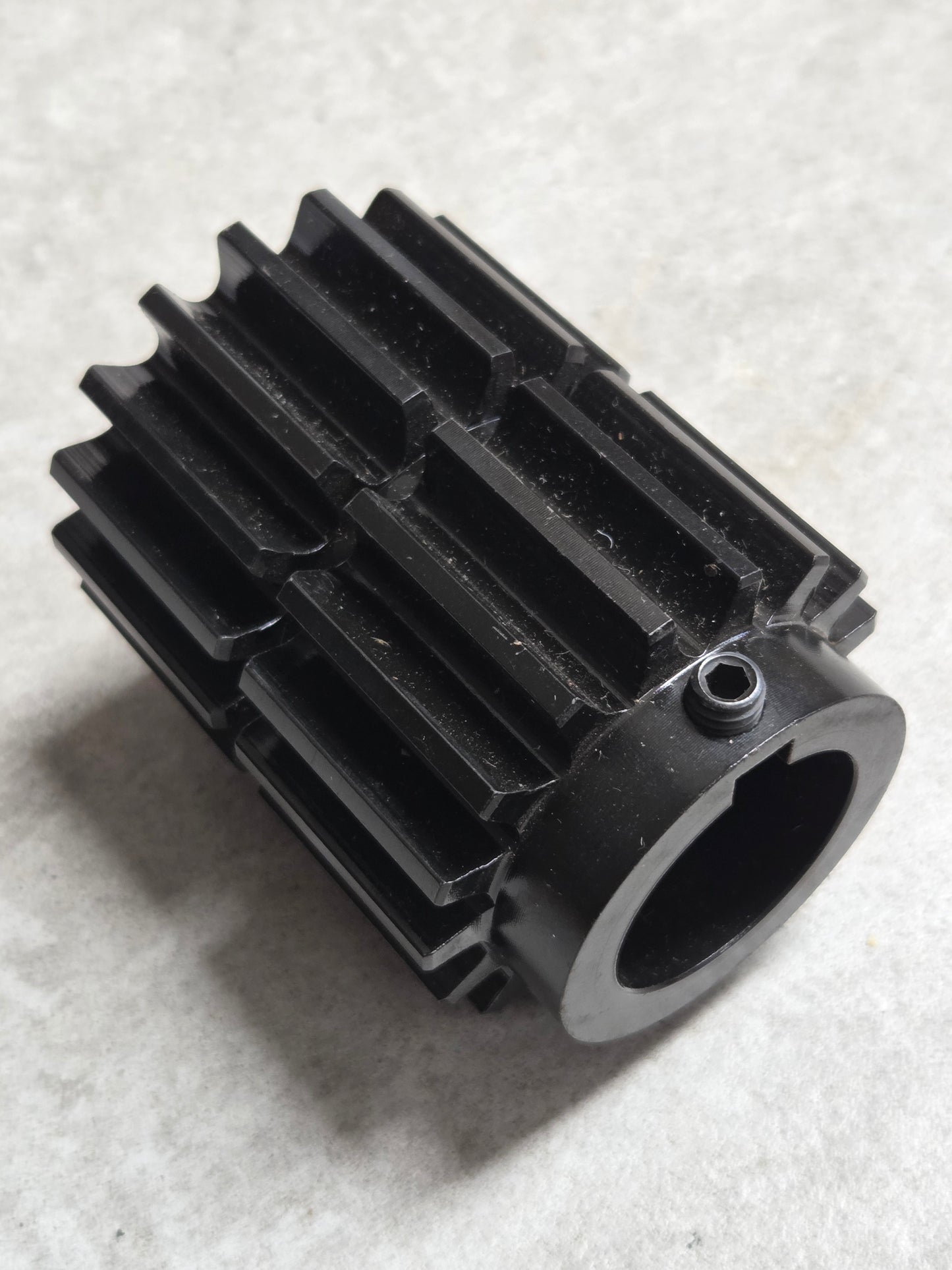 Biro H182-1 - 10/15 HP Mincer Motor Pinion (50HZ)