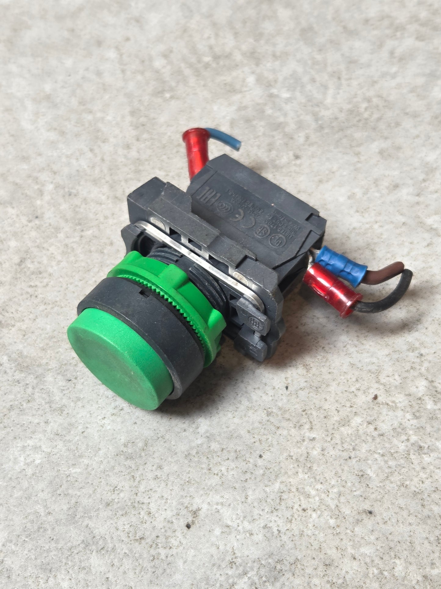 Schneider Start Button (Used, Good Condition)