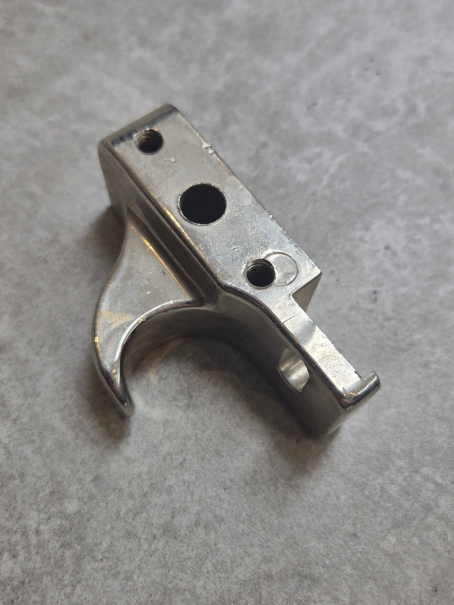 Biro Mfg 22 Finger Lift Bracket 211MS