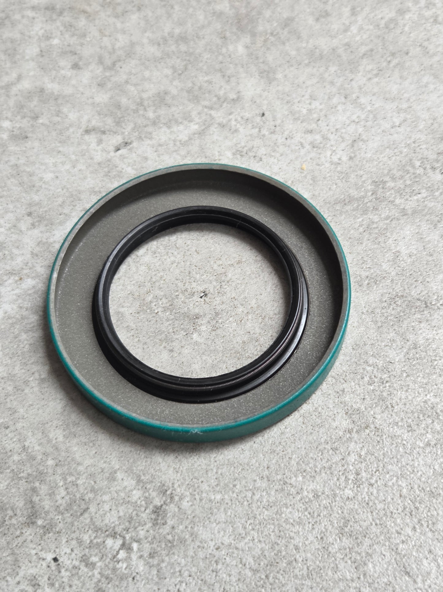 Biro H509 - 346 Mincer Front & Rear Bearing Seal