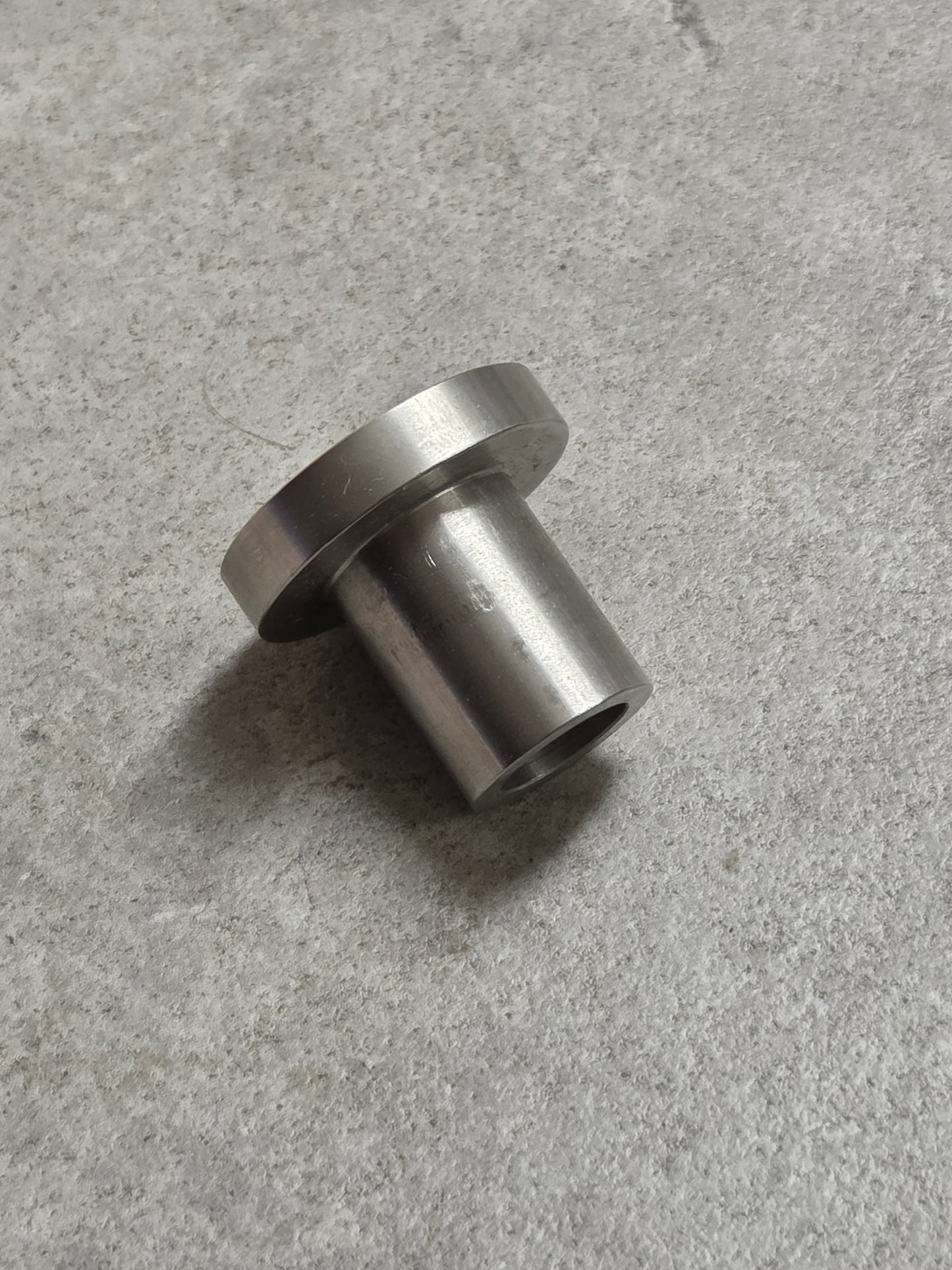 Bowl Mounting Stud 62017