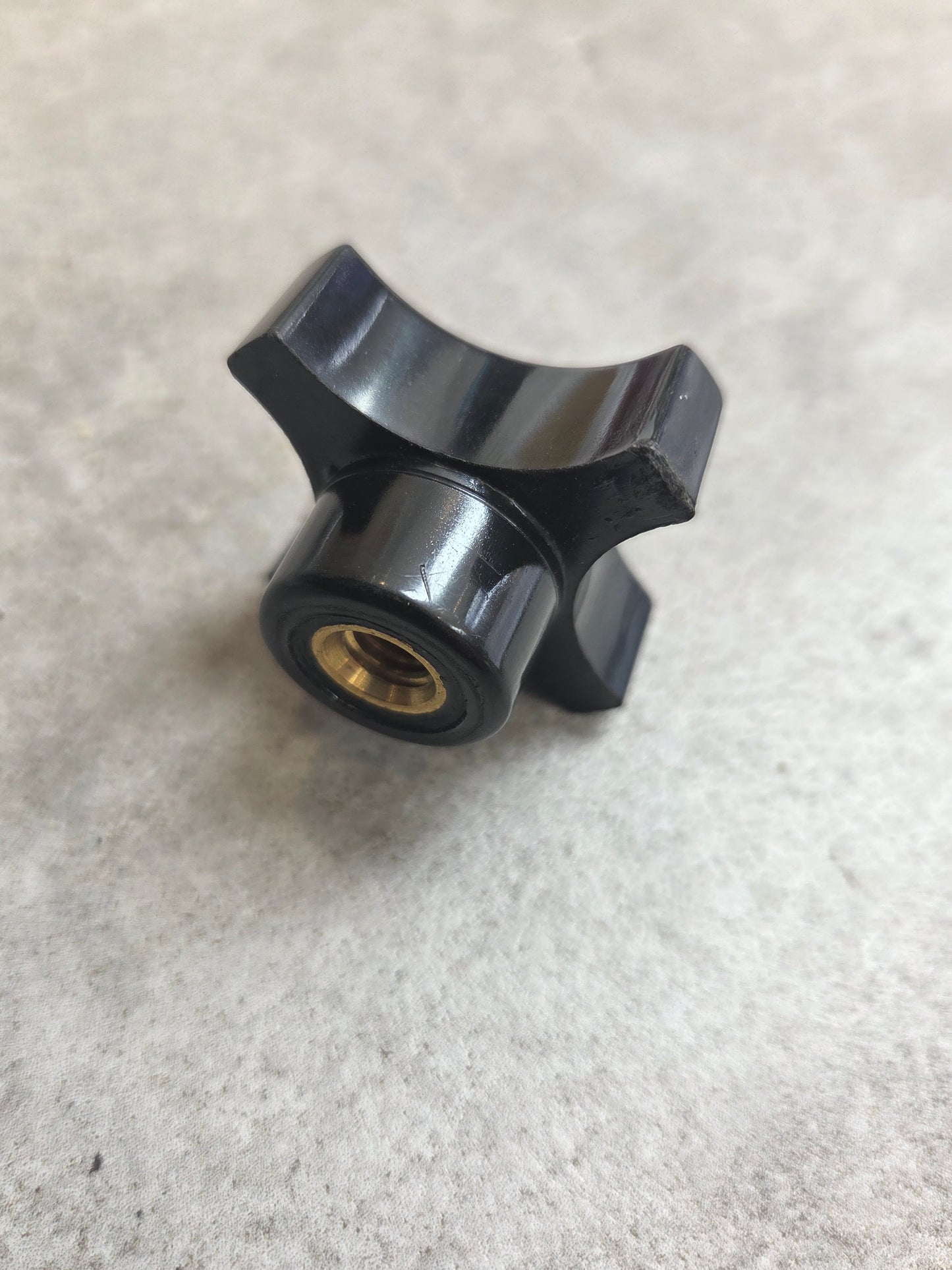Biro Bandsaw 211Q - Finger Lift Fastener Knob