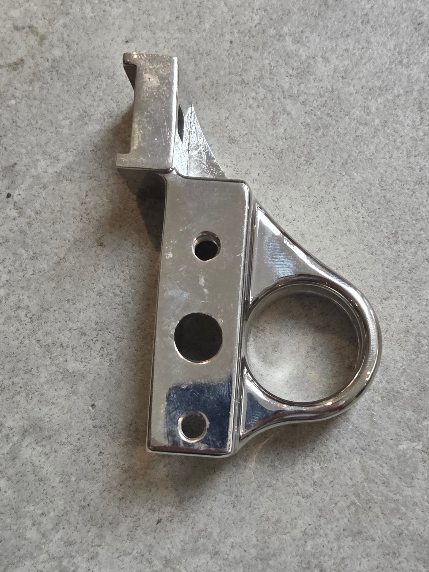 Biro Mfg Finger Lift Bracket S211
