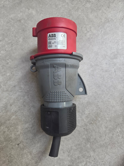32A 3 phase plug 3p+N USED