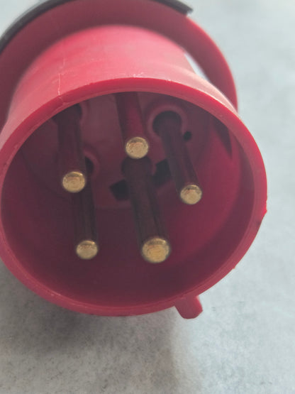 32A 3 phase plug 3p+N USED